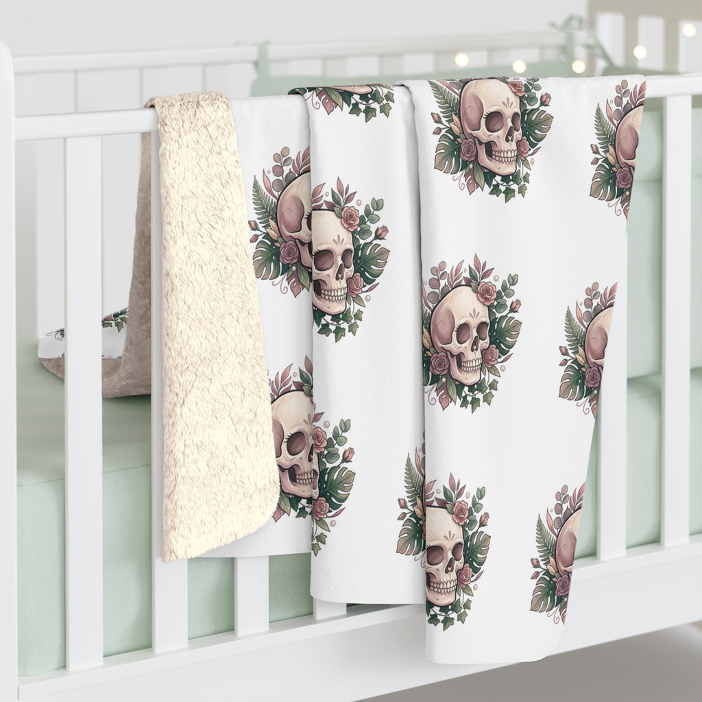 Skull & Roses Sherpa Blanket — Cozy Gothic Floral Throw