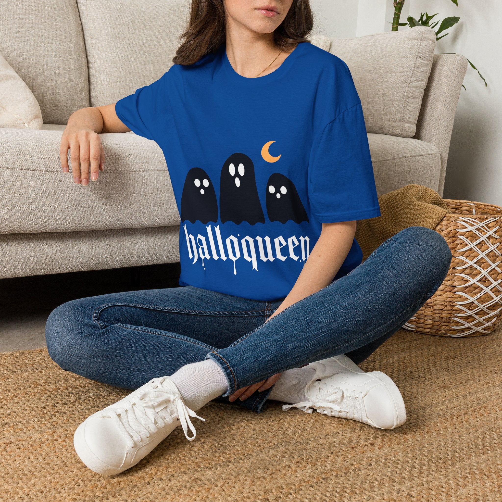 Halloween 'Galloqueen' Ghost Tee — Cute Spooky Moon Graphic T-Shirt