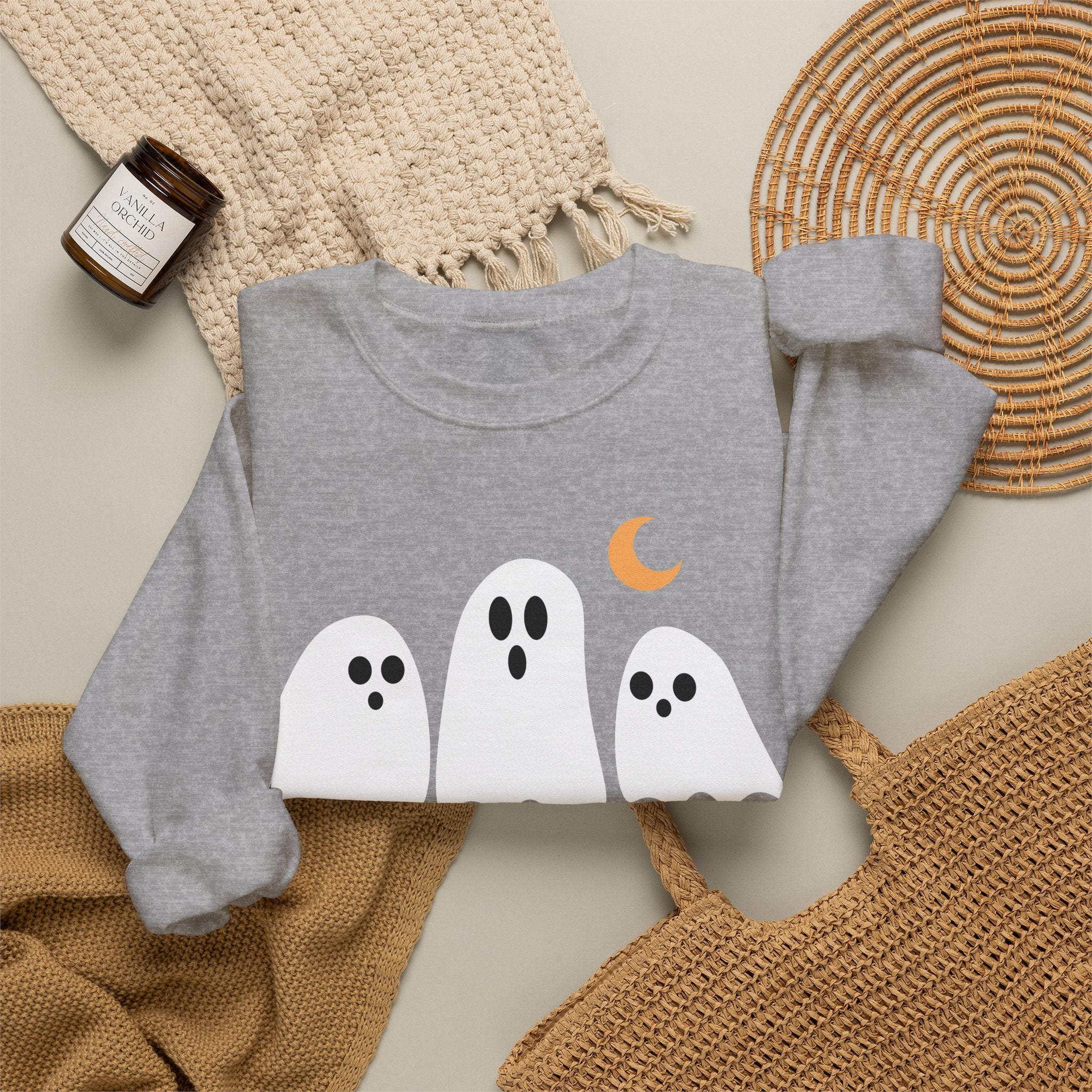 Halloqueen Sweatshirt — Cute Ghost Halloween Crewneck