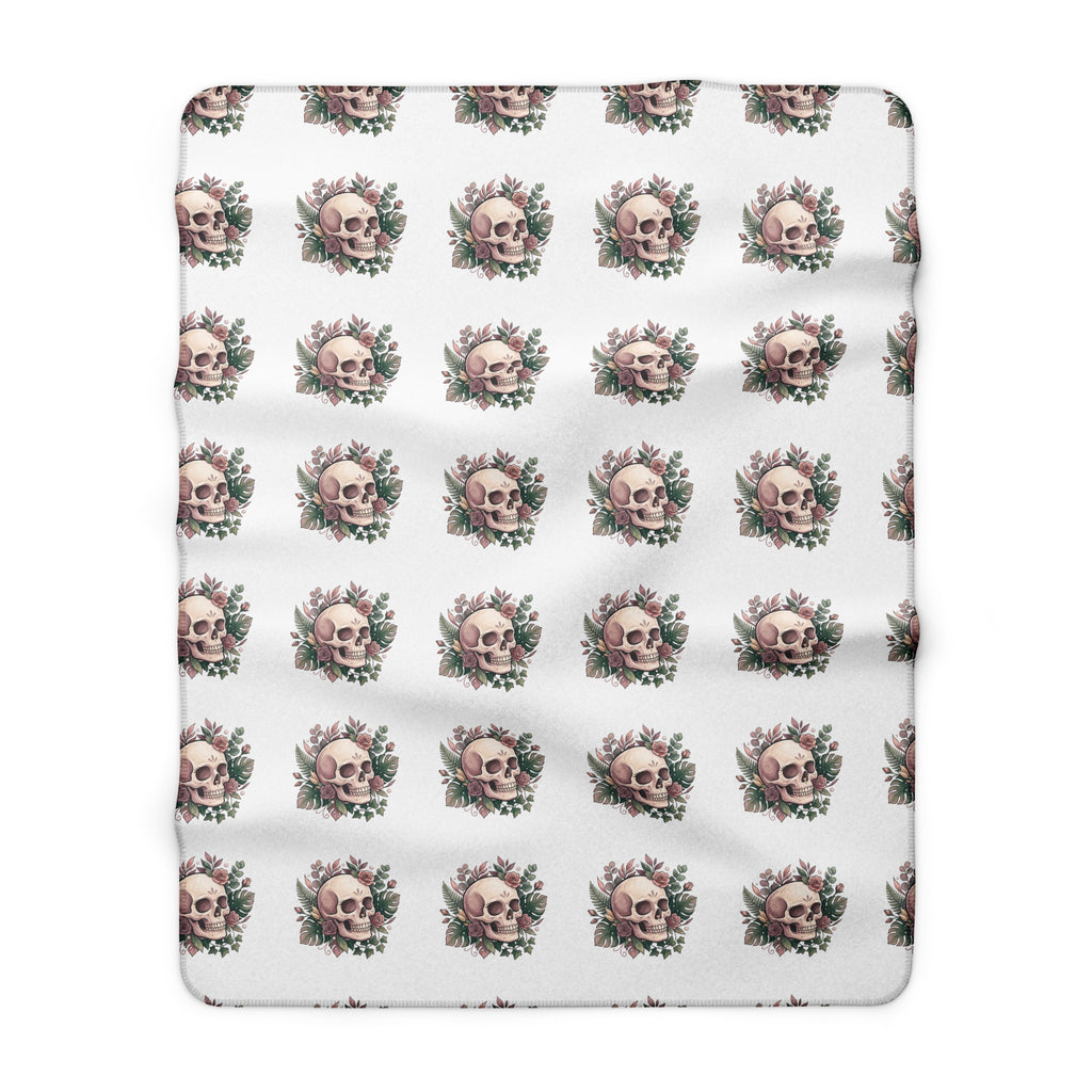 Skull & Roses Sherpa Blanket — Cozy Gothic Floral Throw